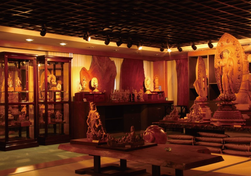 松本明慶佛像彫刻美術館